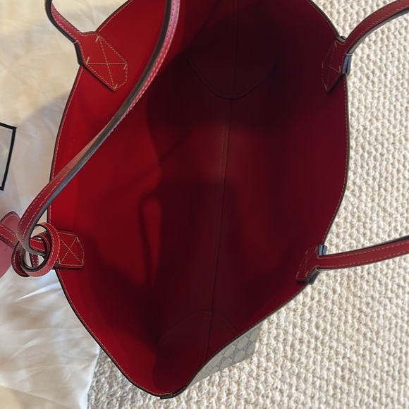 Gucci tote - Picture 3 of 3